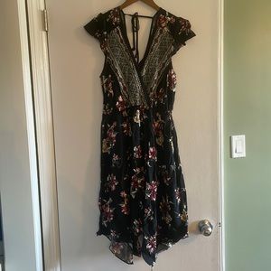 NWT L Floral midi dress
